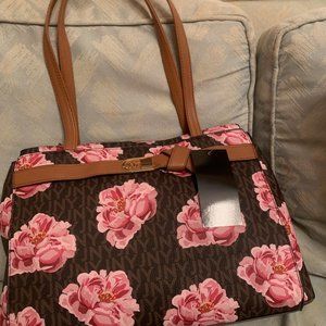 NWT - Jones New York - Astrid Floral Purse
